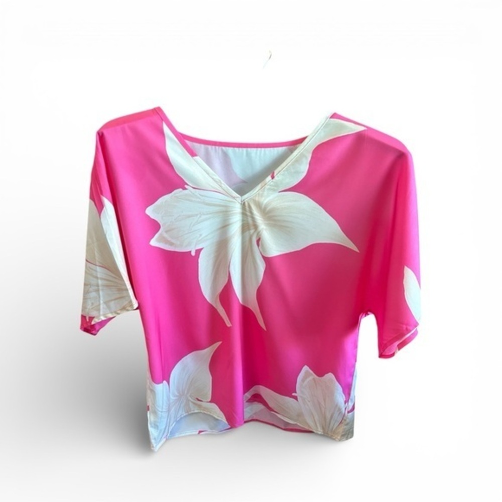 SHEIN Pink Floral Blouse Summer Resort Chic Loose Fit Short Sleeve Tee Medium